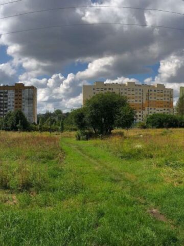 Sosnowiec-Zagórze. Nieużytki pomiędzy ulicami Teofila Lenartowicza i Białostocką. Tu będzie nowy park. 18 lipca 2025. Sosnowiec-Zagórze. Nieużytki pomiędzy ulicami Teofila Lenartowicza i Białostocką. Tu będzie nowy park. 18 lipca 2025.