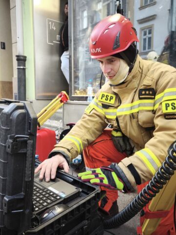 Cieszyn, wybuch i pożar w kamienicy Cieszyn, wybuch i pożar w kamienicy