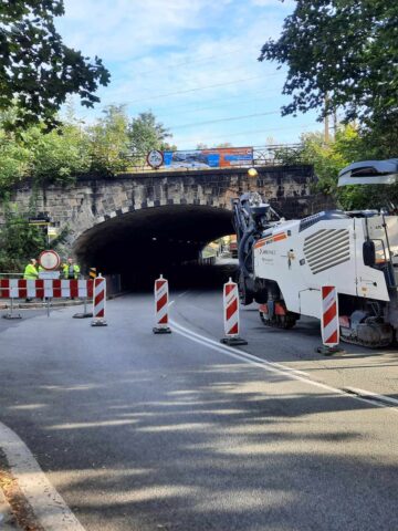 Wiadukt nad ul. Kłodnicką w Katowicach zamknięty Wiadukt nad ul. Kłodnicką w Katowicach zamknięty