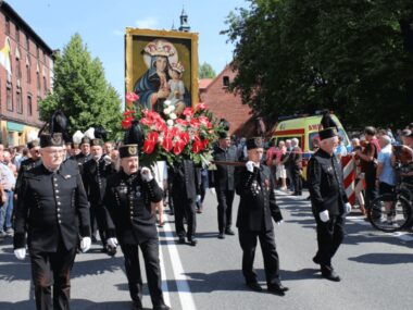 Duchowa stolica Górnego Śląska szykuje się na tysiące gości Piekary slaskie pielgrzymka mezczyzn 7