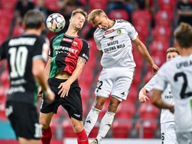GKS remisuje bezbramkowo u siebie z najsłabszą drużyną ligi Gks stal prof