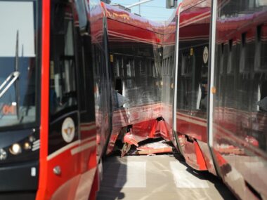 Kolejne zderzenie na szynach w Chorzowie Zderzenie tramwajowe