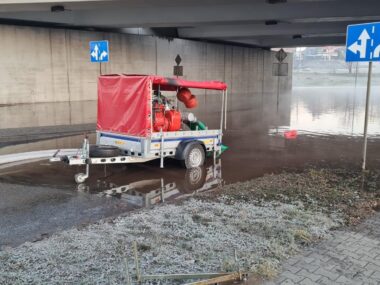 Awaria wodociągowa na Szarleju Awaria rurociągu na Szarleju