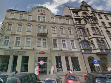 Nocny alarm na Dworcowej. Z hotelu ewakuowano 107 osób Hotel Diament Plaza w Katowicach