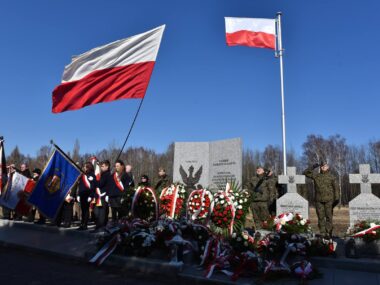 Niezłomni odnalezieni po latach. Czas na godny pochówek Kwatera Niezłomnych na cmentarzu komunalnym w Katowicach