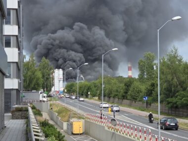 Pożar hali w Siemianowicach Śląskich Pożar w Siemianowicach Śląskich