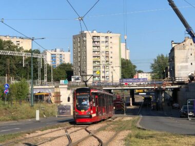 Powrót tramwajów i autobusów na stałe trasy… tymczasowo Sosnowiec. Wiadukt przy ul. Józefa Piłsudskiego. Tramwaj. 30 czerwca 2025.