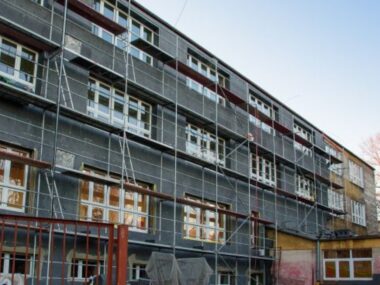 Prawie 4,5 miliona na remonty placówek oświatowych Szkola remont