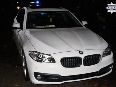 Jazda bez tablic rejestracyjnych BMW bez tablicy