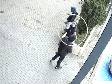 Ci ludzie są podejrzewani o pobicie mężczyzny Podejrzewani o pobicie Katowice 01