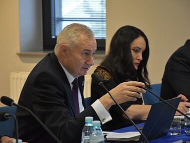 Zarząd Powiatu i zarzuty związane z opieką zdrowotną Powiat tarnogorski oswiadczenie zdrowie