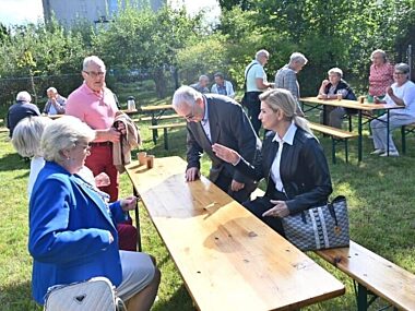 W Rudzie Śląskiej seniorzy spotkali...się z innymi seniorami 997c0e97cc630ed43a8ecf0dc012ebf6 4086123366