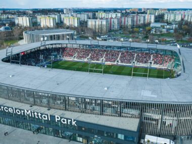 Zagłębie coraz bliże spadku. „Potrzebna jest rewolucja” Arcelor Mittal Park stadion