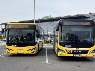 Już nie kupisz biletu u kierowcy autobusu lub motorniczego Autobus ZTM lotnisko