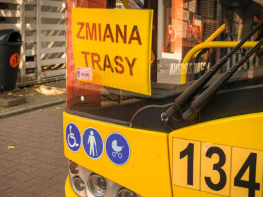 Zmiany rozkładu ZTM w Brynowie... ale tylko w dwa weekendy Autobus zmiana trasy Ligota 2025 3