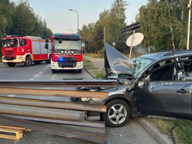 Wypadek w Dąbrowie Górniczej. Jedna osoba jest ranna Dąbrowa Górnicza wypadek