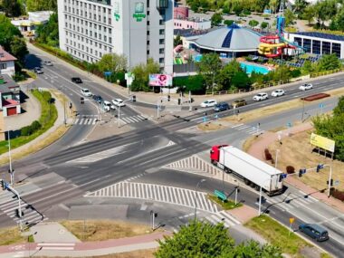 Nowe rondo w Dąbrowie. Inwestycja potrzebna, bajzel nie Dąbrowa Górnicza. Skrzyżowanie alei Róż, ulicy Legionów Polskich i węzła DK94