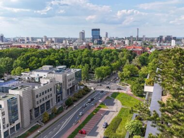 Z tego katowickiego apartamentowca skyline jak na dłoni Damrota Garden Katowice 74