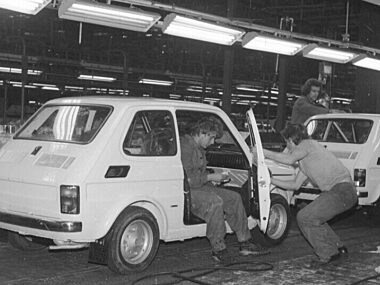 Kaszlał, stękał i nie pękał. Tak rodził się bielski „maluch” Fiat 126p Produkcja w FSM Tychy
