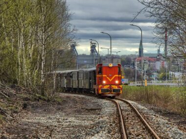 Najstarsza kolej wąskotorowa w Polsce 1 maja zaczyna sezon Górnośląskie Koleje Wąskotorowe