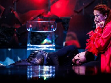 „Być abo niy być – to ci je pytanie!” czyli „Hamlet” w godce „Tragedyje Hamleta, ksiyncia Dynymarku” w Teatrze Śląskim im. Stanisława Wyspiańskiego w Katowicach. Prapremiera, 15 maja 2026