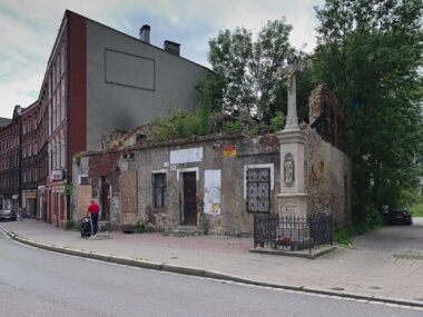 Rozbiórka jednego z najstarszych budynków w Bogucicach Dom Kowala, Katowice, 2024