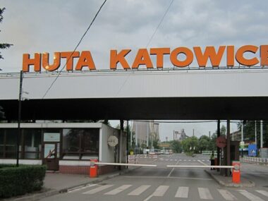 ArcelorMittal wyłączy wielki piec huty w Dąbrowie Górniczej Katowice Steelworks Gate huta katowice