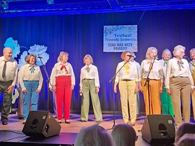 Komprachcice. Festiwal Piosenki Seniorów. Będzińskie Muzy. 12 listopada 2025 Komprachcice. Festiwal Piosenki Seniorów. Będzińskie Muzy. 12 listopada 2025