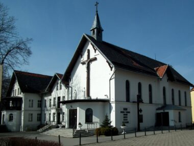 Kościół w Jastrzębiu do remontu. "Bezpośrednie zagrożenie" Kosciół p.w. Najświętszego Serca Pana Jezusa w Jastrzębiu-Zdroju