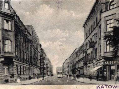 Jedna ulica, trzy miasta. Wycieczka z Katowic do Katowickiej Gliwicka, lata 1939-1945.