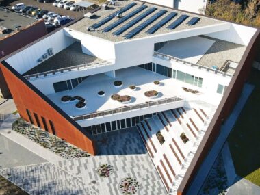 Śląski "LEGO House"? Ognisko Pracy Pozaszkolnej w Mikołowie Ognisko pracy Mikolow budynek 1