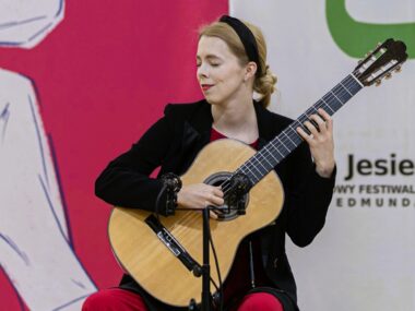 Oktavia Bujnowicz jedną z finalistek Konkursu Gitarowego Oktavia Bujnowicz
