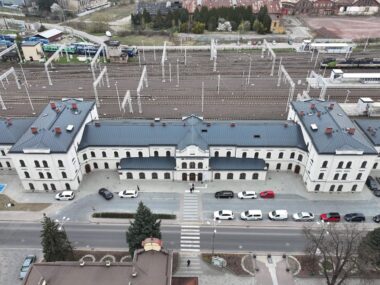 Renowacja roku? Dworzec w Czechowicach-Dziedzicach otwarty! Przebudowany dworzec w Czechowicach-Dziedzicach otwarty dla podróżnych