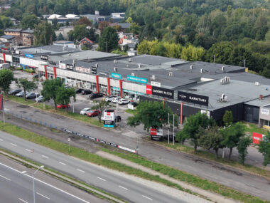 Roździeń na sprzedaż. Kto kupi atrakcyjną nieruchomość? Rozdzień na sprzedaż