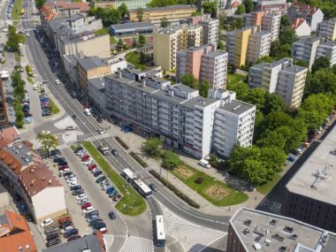 Rowerowa rewolucja i ekoterroryzm czy dobra zmiana? SK Dworcowa Dolnych Waow Jana Pawla II Mikolowska Dunikowskiego fot R Neumann DJI 0018