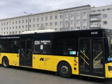Sosnowiec. Ulica Ignacego Mościckiego. Dworzec autobusowy. Autobus Linii Nr 634 (wizualizacja) Sosnowiec. Ulica Ignacego Mościckiego. Dworzec autobusowy. Autobus Linii Nr 634 (wizualizacja)