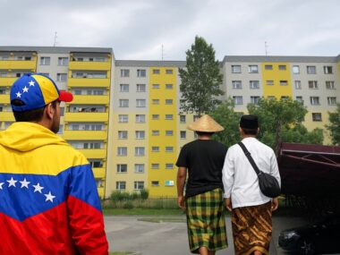 Wenezuelczyk przybył do Polski zwiedzić Sosnowiec? Wenezuelczyk do Polski przyleciał… zobaczyć Sosnowiec. Indonezyjczycy też?