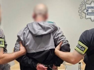 Pijany mężczyzna zamordował swą konkubinę? Zatrzymanie podejrzanego o zabójstwo konkubiny przy ulicy Stanisława Małachowskiego w Sosnowcu. 30 kwietnia 2025.