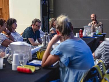 Spektakl „Gorączka żelaza” Teatru Zagłębia w Sosnowcu w Pałacu Kultury Zagłębia w Dąbrowie Górniczej. Przygotowania. Próba czytania. Premiera 2 pażdziernika 2026 Spektakl „Gorączka żelaza” Teatru Zagłębia w Sosnowcu w Pałacu Kultury Zagłębia w Dąbrowie Górniczej. Przygotowania. Próba czytania. Premiera 2 pażdziernika 2026