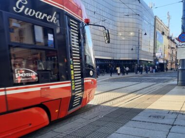 Nowości w taryfie ZTM od 2026 r. Np. bilety 120-minutowe Tramwaj Katowice 3 Maja Copy