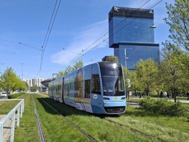Dwa ważne przystanki tramwajowe nie będą obsługiwane Tramwaj, al. Korfantego Katowice