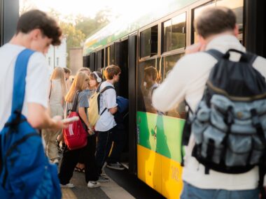 Pasażerowie ZTM odwrócili się od papierowych biletów Transport ZTM 2