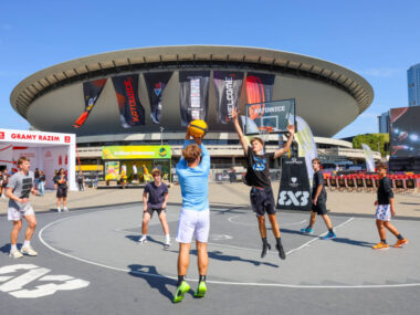 EuroBasket 2025 w Katowicach: Fan Zona i zwycięstwo Polaków W Fan Zonie można m. in. pograć w koszykówkę 3x3