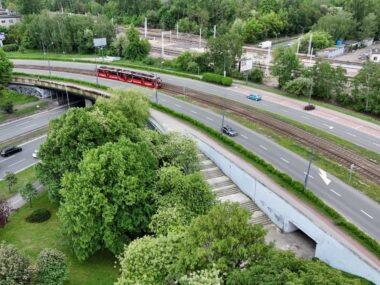 Do remontu idą dwa sąsiednie wiadukty nad DK86 Wiadukt nad DK86 przejdzie remont