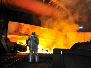 ArcelorMittal podpisał porozumienie ze związkami zawodowymi Wielki piec Huta Katowice ArcelorMittal
