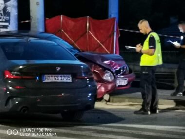 Zderzenie dwóch samochodów na ul. Łagiewnickiej Wypadek, Bytom, ul. Świętochłowicka