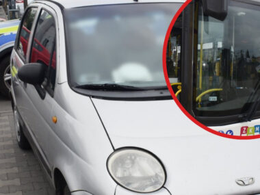 Zawiercie. Kolizja osobowego Daewoo z autobusem miejskim przy ulicy Aptecznej. Sprawcą pijany kierowca. 9 maja 2026 Zawiercie. Kolizja osobowego Daewoo z autobusem miejskim przy ulicy Aptecznej. Sprawcą pijany kierowca. 9 maja 2026