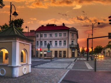Bez pośpiechu, bez tłumów, bez korków – odkryj Suwałki Suwałki