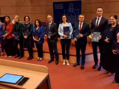 Centrum Ekonomii Zmian Klimatu w Katowicach Zespół Centrum Ekonomii Zmian Klimatu UE Katowice