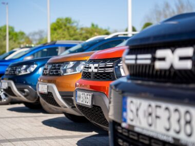 Zlot właścicieli Dacii Duster, Grupa Pietrzak, Katowice Zlot właścicieli Dacii Duster, Grupa Pietrzak, Katowice